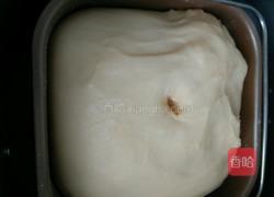 香葱肉松面包卷的做法图解2