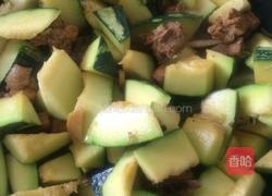 南瓜炖鸡块的做法图解3