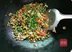 青豆炒肉的做法图解8