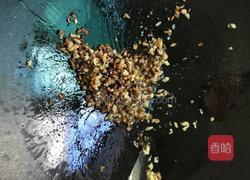 粽香糯米蒸排骨的做法图解2