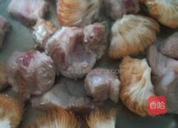 猴头菇炖排骨的做法图解3