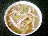 海鲜菇丝瓜瘦肉汤的做法[图]