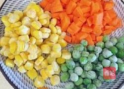 土豆玉米饼的做法图解2