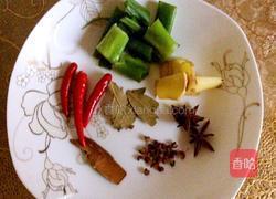 豆豉蒸凤爪的做法图解3