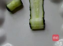 凉拌黄瓜卷的做法图解4