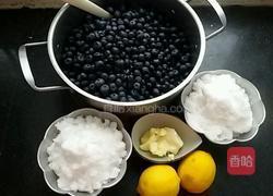 蓝莓酱的做法图解1