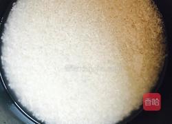 蘑菇焖饭~的做法图解1