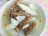 山药炖鸽子汤