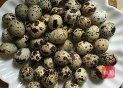 糖醋虎皮鹌鹑蛋的做法图解1