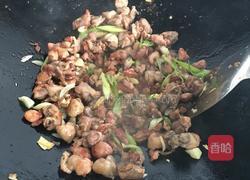 鸡腿炒尖椒的做法图解5