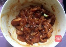 香菇鸡脯肉的做法图解1