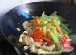 菇香莴笋的做法图解4