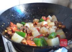 鸡腿肉炒凉粉的做法图解5