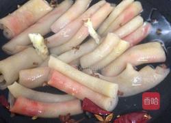 炒麻辣猪皮的做法图解3