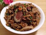 笋干炖腊肉的做法[图]