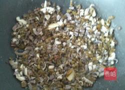 酸豆角辣椒炒鸡肾的做法图解6