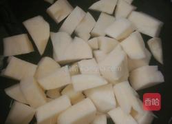 土豆排骨汤的做法图解2