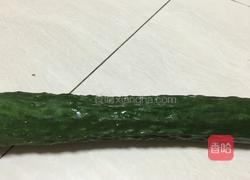 蒜泥黄瓜的做法图解1