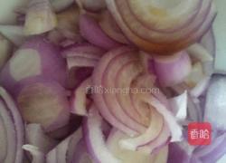 凉拌洋葱的做法图解2