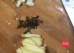 泥鳅烧黄瓜的做法图解3