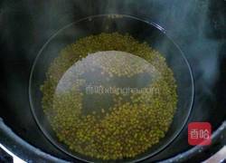 木耳绿豆汤的做法图解3