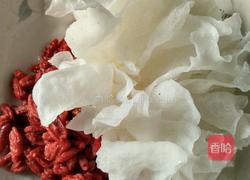 枸杞银耳汤的做法图解2