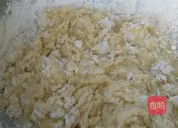 Illustration of how to make bean dregs sesame cakes 3