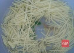 牛肉青椒土豆丝的做法图解2