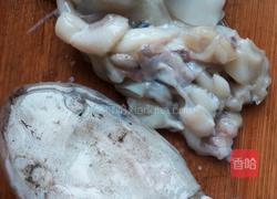 青椒炒目鱼的做法图解1