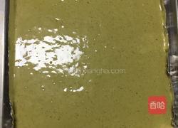 抹茶火龙果戚风卷的做法图解8