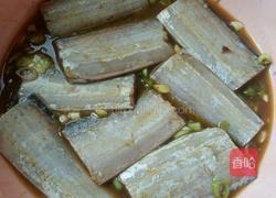 油炸带鱼段的做法图解4