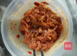 榨菜青椒肉丝的做法图解1
