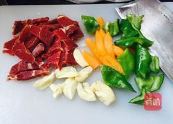 火腿炒菜花的做法图解2