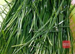 韭菜猪肉饺的做法图解1