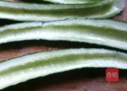 糖醋黄瓜的做法图解2