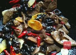 葱爆猪肝的做法图解7