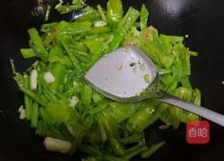 青椒压空心菜杆的做法图解7