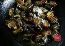 洋葱炒黄鳝的做法图解5