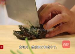 皮蛋瘦肉粥的做法图解1