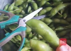 盐水五香毛豆的做法图解1