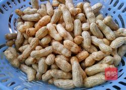 水煮花生的做法图解1