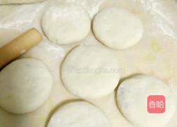 韭菜猪肉馅烙饼的做法图解5