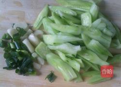 黄瓜炖丸子的做法图解3
