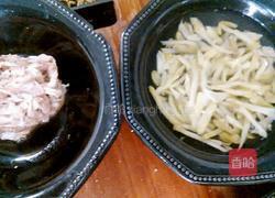 青椒榨菜肉丝的做法图解2