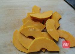 奶香向日葵馒头的做法图解1