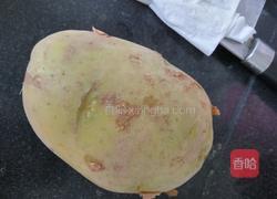 油煎土豆片的做法图解1