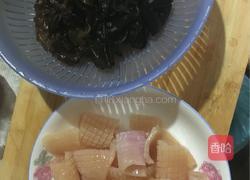 洋葱爆鱿鱼的做法图解1
