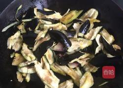 尖椒炒茄子的做法图解3