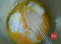 无油酸奶蛋糕的做法图解3