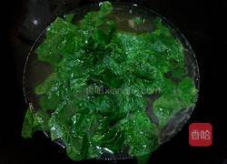 豆角叶瘦肉汤的做法图解5